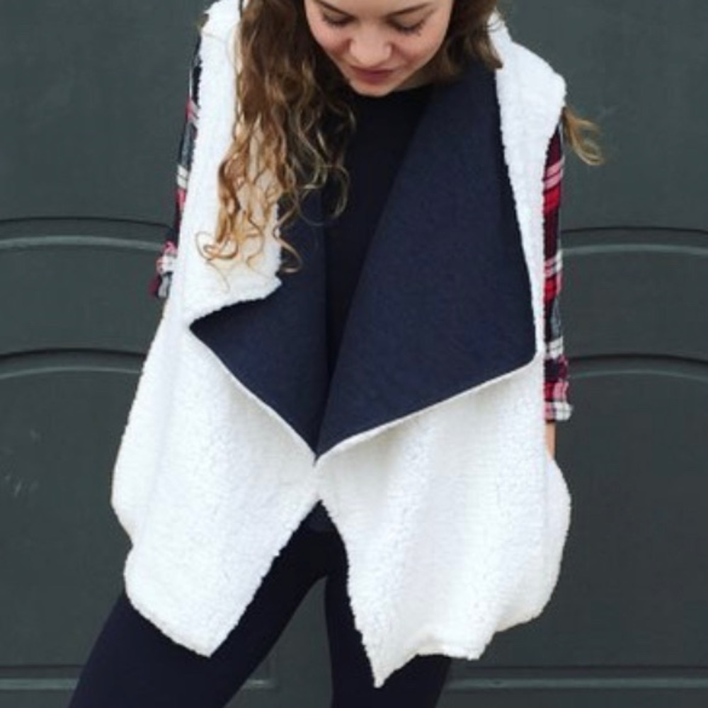 TARGET Reversible Vest